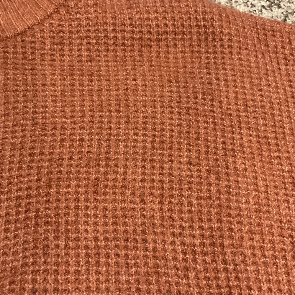 Old Navy Sweater in Warm Orange, soft rust color size 14-16 - Picture 7 of 8